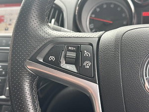 Vauxhall Astra GTC thumbnail