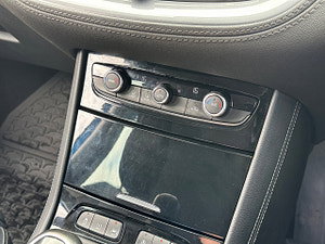 Vauxhall Grandland X thumbnail