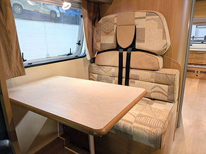 Swift Voyager 695 EL thumbnail