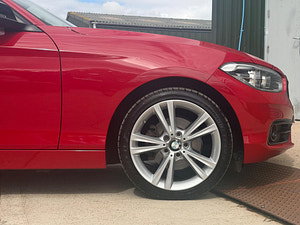 BMW 1 Series thumbnail