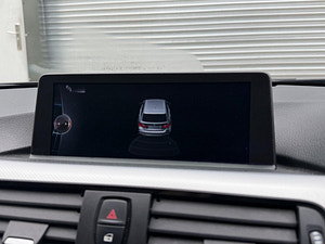 BMW 3 Series thumbnail