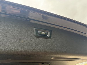 BMW 3 Series thumbnail