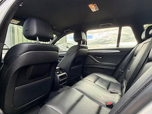 BMW 5 Series thumbnail