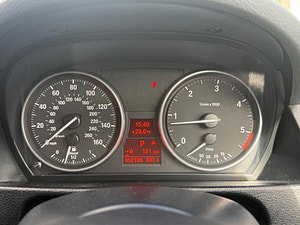 BMW X1 thumbnail