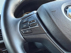 BMW X3 thumbnail