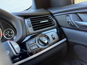 BMW X3 thumbnail