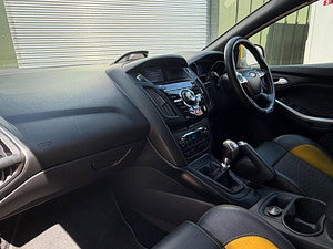 Ford Focus thumbnail