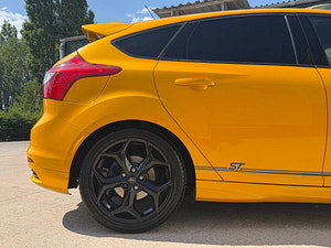 Ford Focus thumbnail