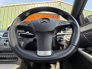 Mercedes-Benz E Class thumbnail