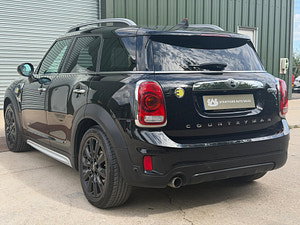 MINI Countryman thumbnail