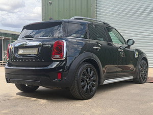 MINI Countryman thumbnail