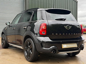 MINI Countryman thumbnail