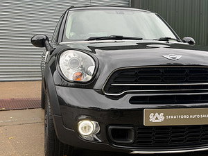 MINI Countryman thumbnail