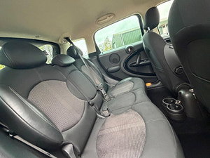 MINI Countryman thumbnail