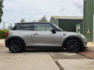 MINI Hatch thumbnail