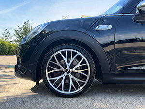 MINI Hatch thumbnail