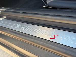MINI Hatch thumbnail