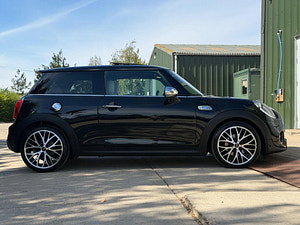MINI Hatch thumbnail