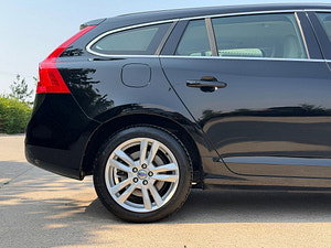 Volvo V60 thumbnail