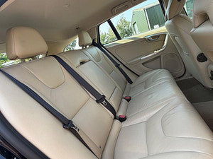 Volvo V60 thumbnail