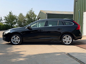 Volvo V60 thumbnail