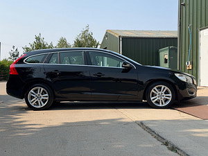 Volvo V60 thumbnail