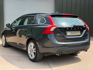 Volvo V60 thumbnail