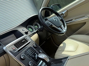 Volvo V60 thumbnail