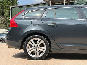 Volvo V60 thumbnail