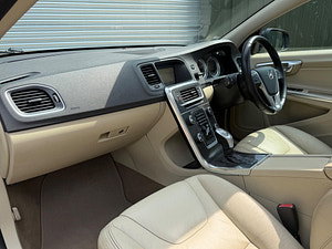 Volvo V60 thumbnail