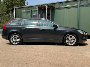 Volvo V60 thumbnail