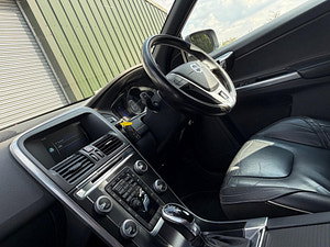 Volvo XC60 thumbnail