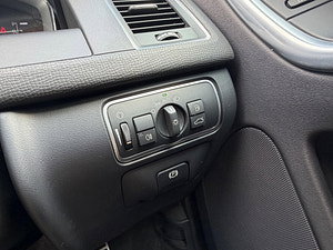 Volvo XC60 thumbnail