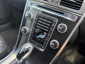 Volvo XC60 thumbnail
