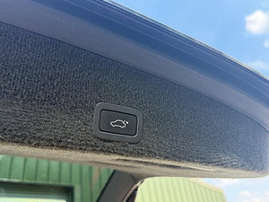 Volvo XC60 thumbnail