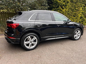 Audi Q3 thumbnail