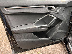 Audi Q3 thumbnail