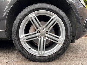 Audi Q5 thumbnail