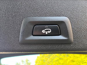BMW X6 thumbnail