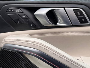 BMW X6 thumbnail