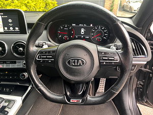 Kia Stinger thumbnail