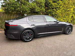 Kia Stinger thumbnail