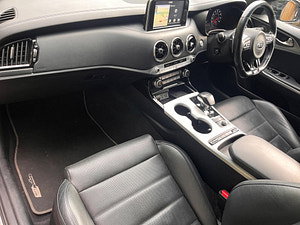 Kia Stinger thumbnail