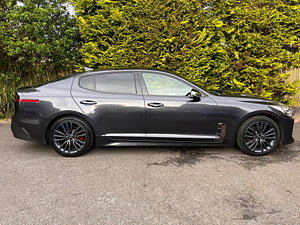 Kia Stinger thumbnail