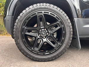 Land Rover DEFENDER 110 thumbnail