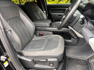 Land Rover DEFENDER 110 thumbnail