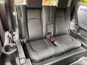 Land Rover DEFENDER 110 thumbnail