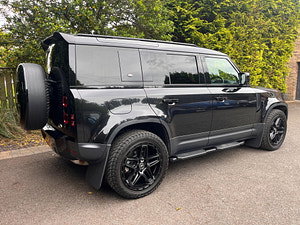 Land Rover DEFENDER 110 thumbnail