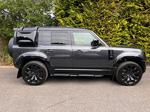 Land Rover DEFENDER 110 thumbnail