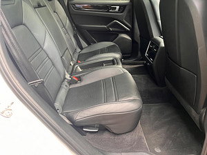 Porsche Cayenne thumbnail